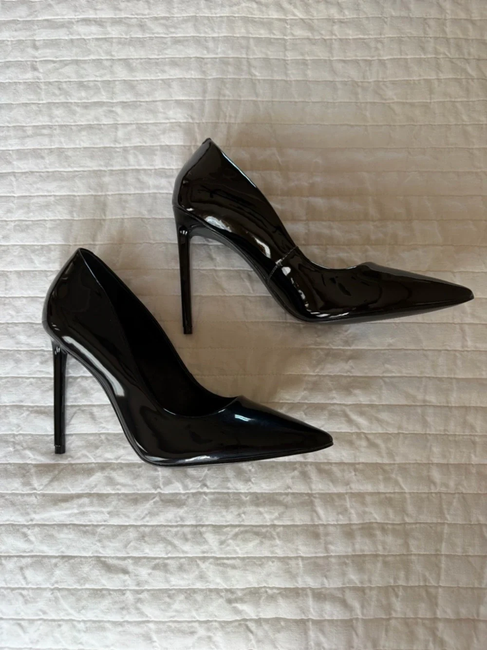 Steve Madden Women's Black Patent Pointed-Toe Pumps 7 - Picture 2 of 6